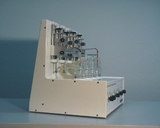 Seitenansicht der IOA-5300 Apparatur Seitenansicht der IOA-5300 Apparatur
